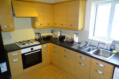 2 bedroom flat for sale, Regal Place: Fletton