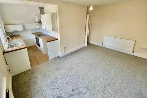 2 bedroom flat to rent, Church Road, St Leonards-On-Sea