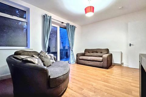 4 bedroom house to rent, Summerleaze, Bristol BS16