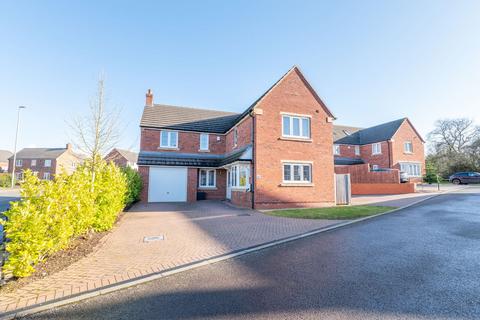 4 bedroom detached house for sale, Moore Gardens Close, Leicester LE7