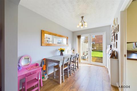 3 bedroom end of terrace house for sale, Weston Park Avenue, Burton on Trent DE14