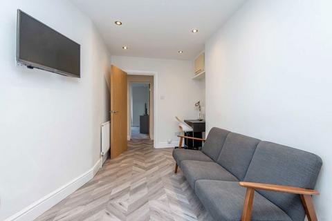 2 bedroom flat for sale, Brett Road, London E8