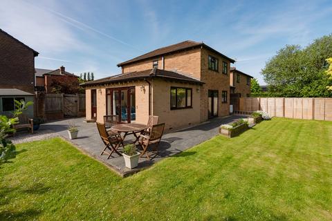 15 The Oaks, Yeoford, Crediton, EX17 5PP