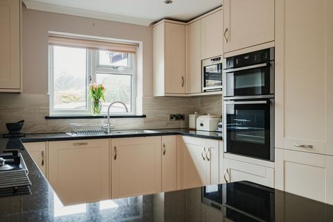 15 The Oaks, Yeoford, Crediton, EX17 5PP