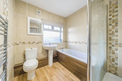 71 Woodside View, Leeds, LS4 2QS