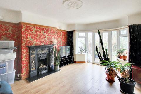 4 bedroom semi-detached house for sale, Langland Gardens, Shirley