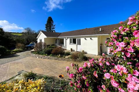 3 bedroom detached bungalow for sale, Jollys Bottom, Truro TR4