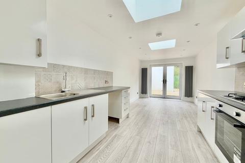 2 bedroom apartment for sale, Western Road, Bexhill-on-Sea, TN40