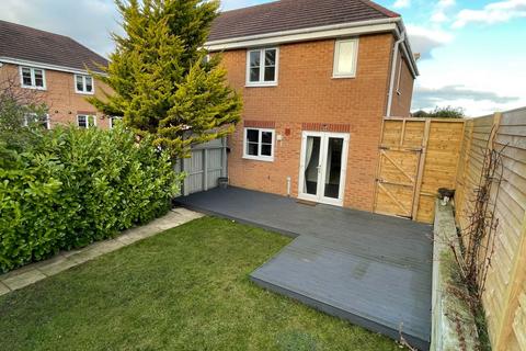 3 bedroom semi-detached house for sale, Long Furlong, Penistone