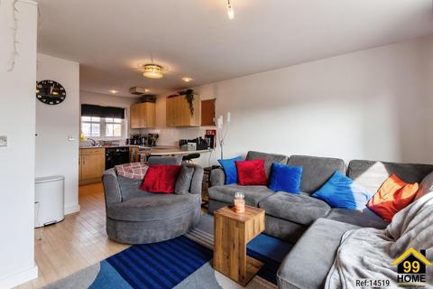 2 bedroom flat for sale, St Andrews Court, Street, Northamptonshire, NN1