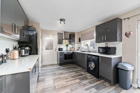 15 Fernieside Place, Edinburgh, EH17 7LF