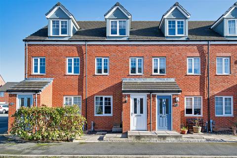 3 bedroom townhouse for sale, Kerridge Drive, Warrington