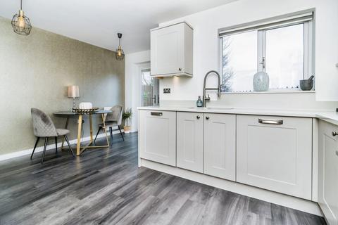 15 Eycott Drive, Middleton, Manchester, M24 4SR