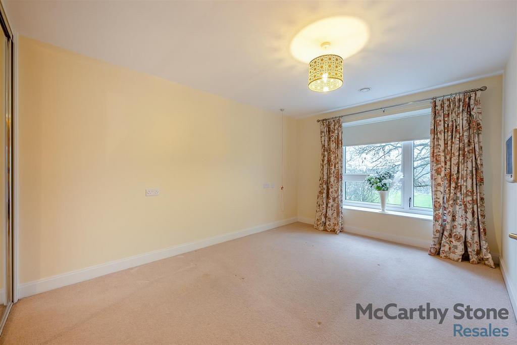 8635986-interior11.jpg