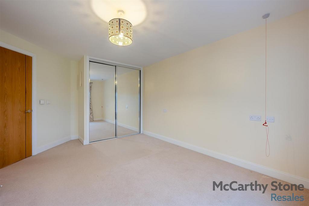 8635986-interior13.jpg