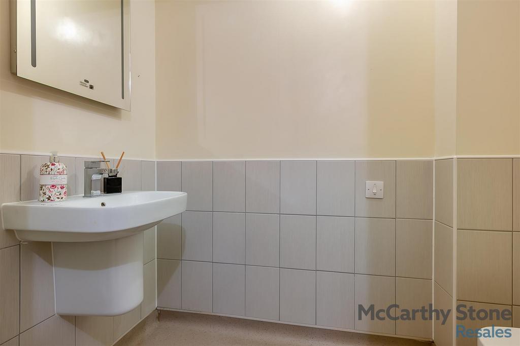 8635986-interior17.jpg