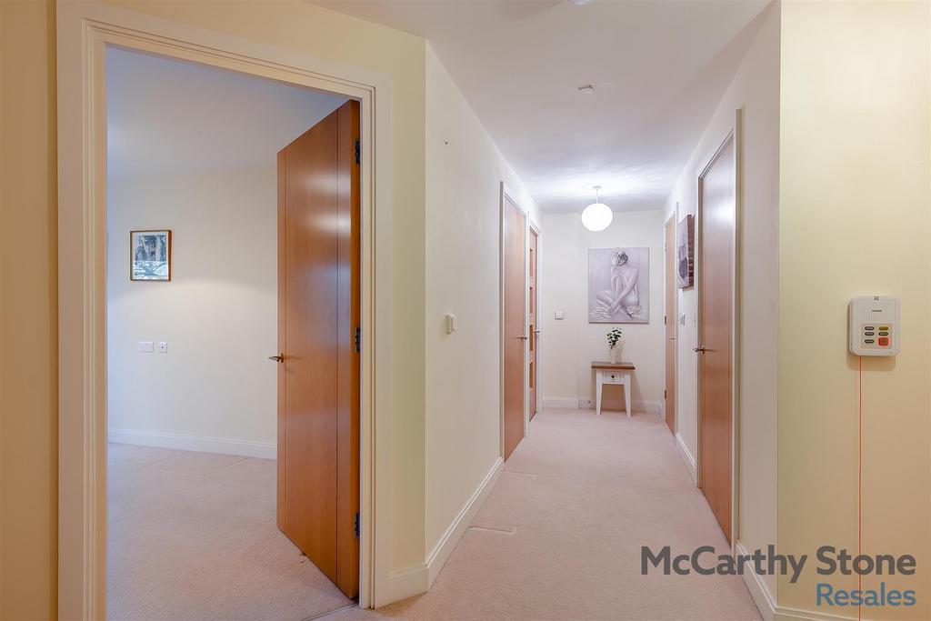 8635986-interior08.jpg