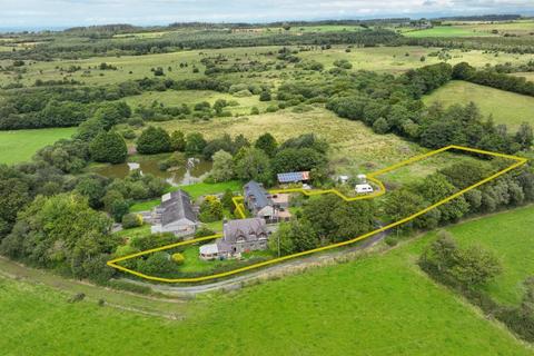 8 bedroom property with land for sale, Cross Inn, Llanon, SY23