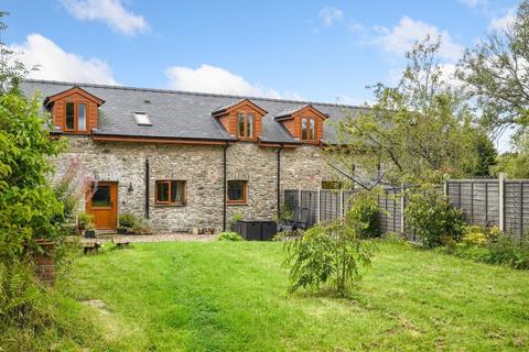 8 bedroom property with land for sale, Cross Inn, Llanon, SY23