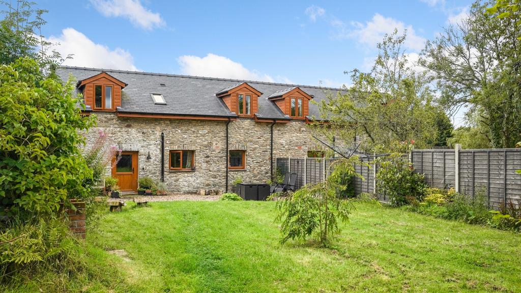 Mwsogl cottage