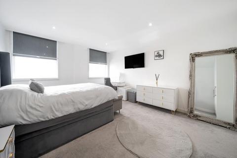 3 bedroom flat for sale, Slough,  SL1,  SL1