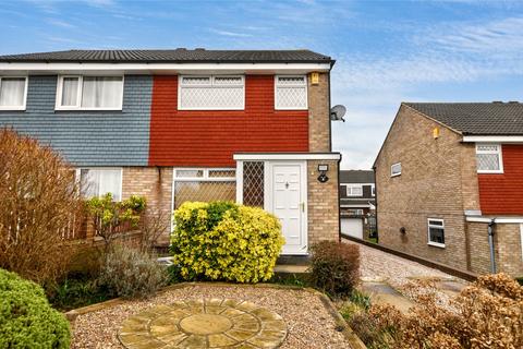 3 bedroom semi-detached house for sale, Wood Mount, Rothwell, Leeds, West Yorkshire