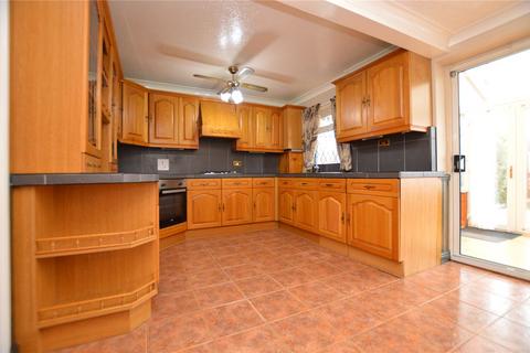 3 bedroom semi-detached house for sale, Wood Mount, Rothwell, Leeds, West Yorkshire