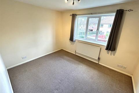 34 Thomas Mead, Pewsham, Chippenham, SN15 3YS