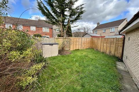 34 Thomas Mead, Pewsham, Chippenham, SN15 3YS