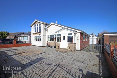 2 bedroom bungalow for sale, Kirkstone Avenue, Fleetwood, Lancashire, FY7