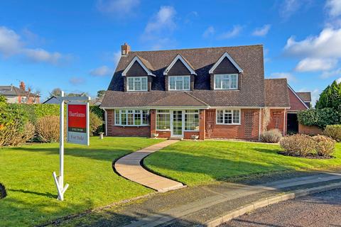 4 bedroom detached house for sale, Bowood Drive, Wolverhampton, WV6