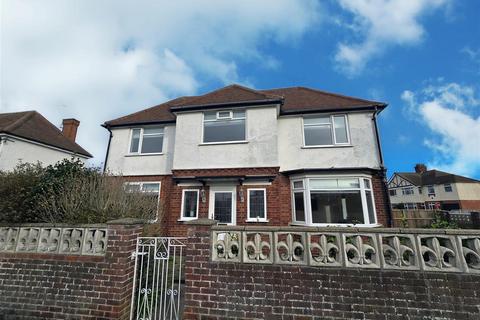 3 bedroom link detached house for sale, Salisbury Road, Great Yarmouth