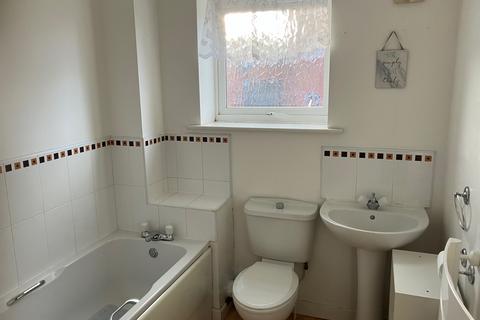 2 bedroom apartment to rent, Aintree House, 81 Terret Close, Walsall