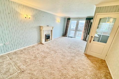 2 bedroom flat for sale, Scalby Road, Scarborough