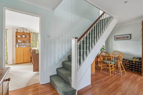 16 The Watergate, Watford, WD19 5AS