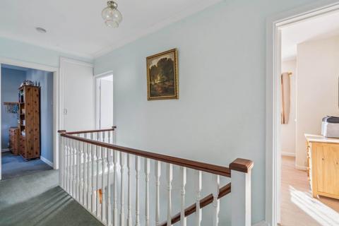 16 The Watergate, Watford, WD19 5AS