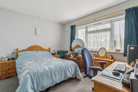 16 The Watergate, Watford, WD19 5AS
