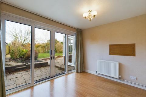 3 bedroom detached house for sale, Valley Way, Tadley, RG26