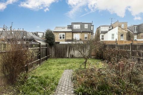 3 bedroom semi-detached house to rent, Beresford Road, Kingston Upon Thames KT2