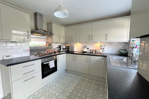 63f Cross Lane, Radcliffe, Manchester, M26 2QZ