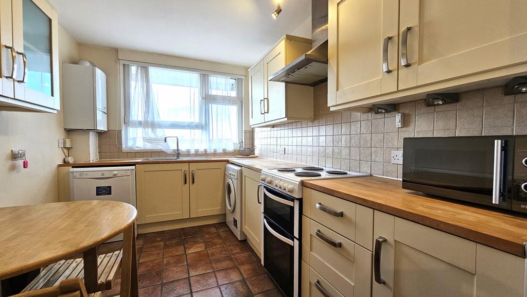 Apartment in London - View 2