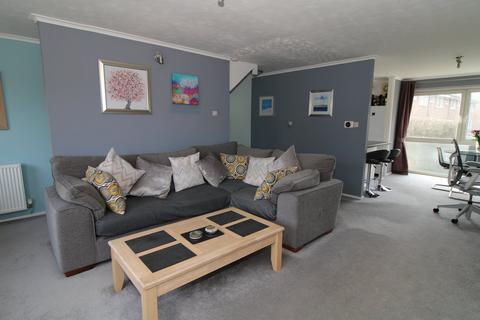 34 High Broom Crescent, West Wickham, BR4 0RG