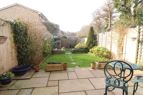 34 High Broom Crescent, West Wickham, BR4 0RG