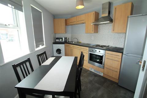 2 bedroom apartment for sale, Whitehall Road, Leeds