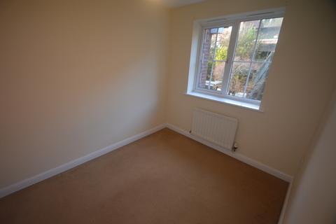 2 bedroom terraced house to rent, Kittiwake Drive, Torquay TQ2