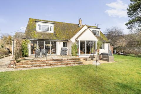 4 bedroom bungalow for sale, Cheyne Lane, Bampton, Oxfordshire, OX18