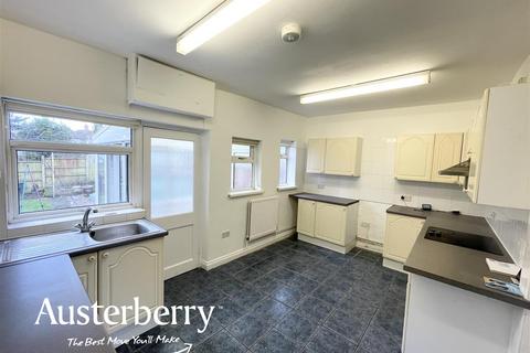 3 bedroom townhouse for sale, Bartholomew Road, Stoke-On-Trent ST3