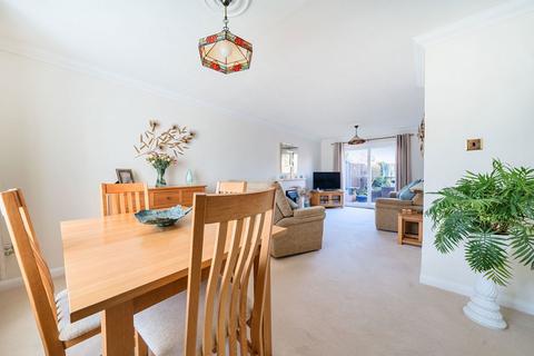 3 bedroom semi-detached house for sale, Sunningdale Gardens, Bognor Regis PO22