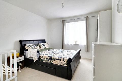 1 bedroom apartment for sale, Varcoe Gardens, HAYES