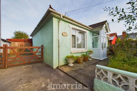 2 bedroom detached bungalow for sale, Clynderwen